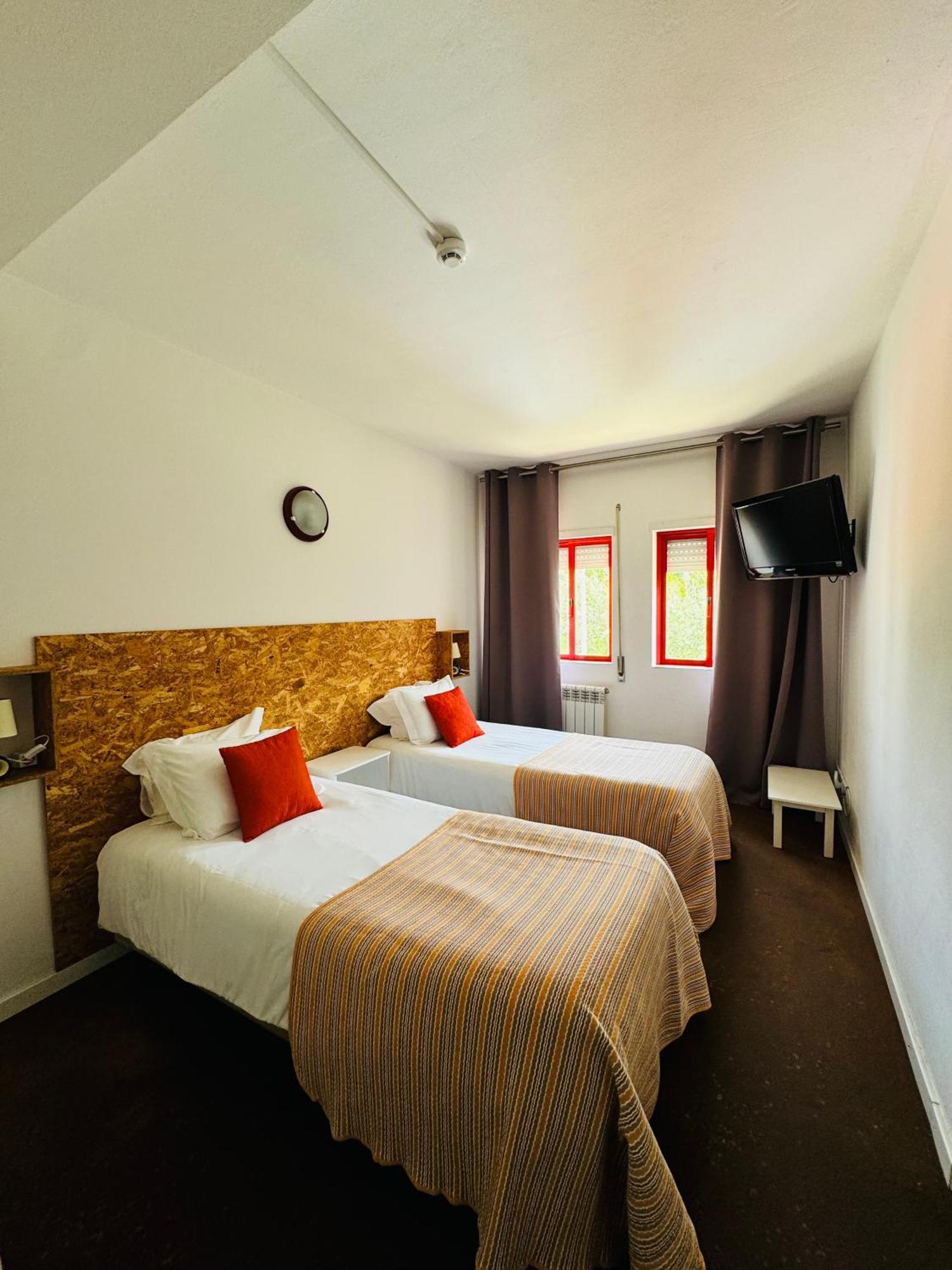 Nature & Beach Guest Rooms, Aldeamento Turistico Do Camarido Cristelo  Rum bild