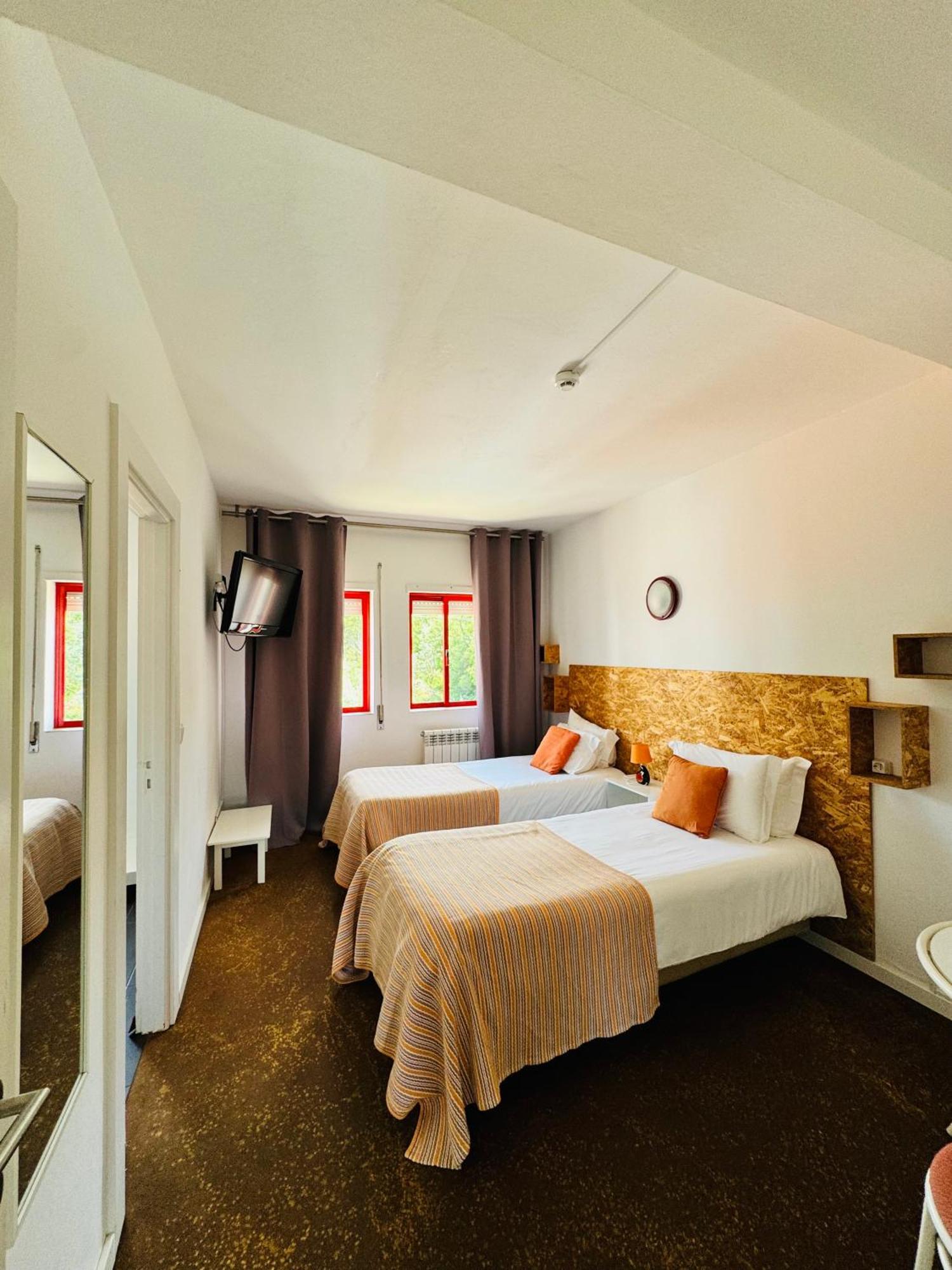 Nature & Beach Guest Rooms, Aldeamento Turistico Do Camarido Cristelo  Rum bild