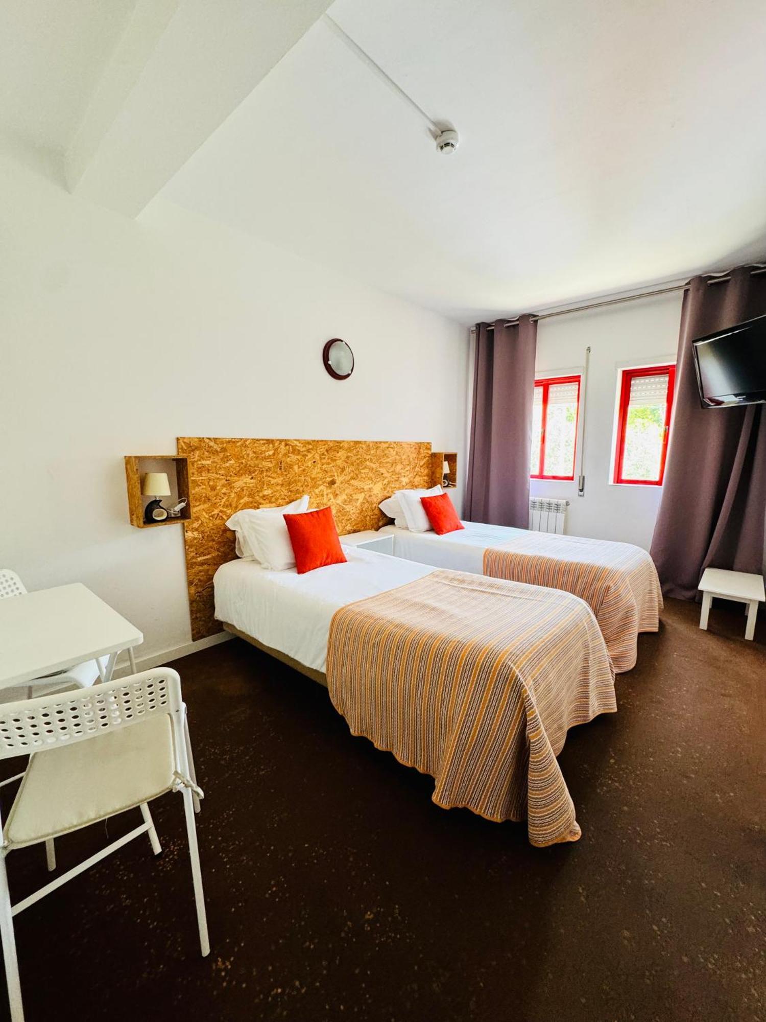 Nature & Beach Guest Rooms, Aldeamento Turistico Do Camarido Cristelo  Rum bild